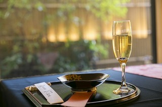 京都で女子旅☆女子会の方にスパークリングワインをプレゼント☆