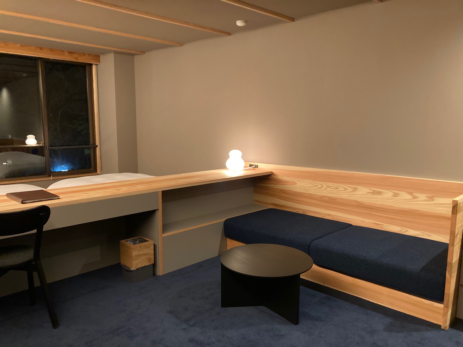 352コンセプトルーム藍