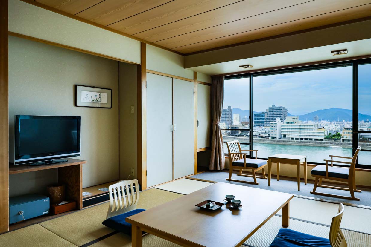 リバービュー和室