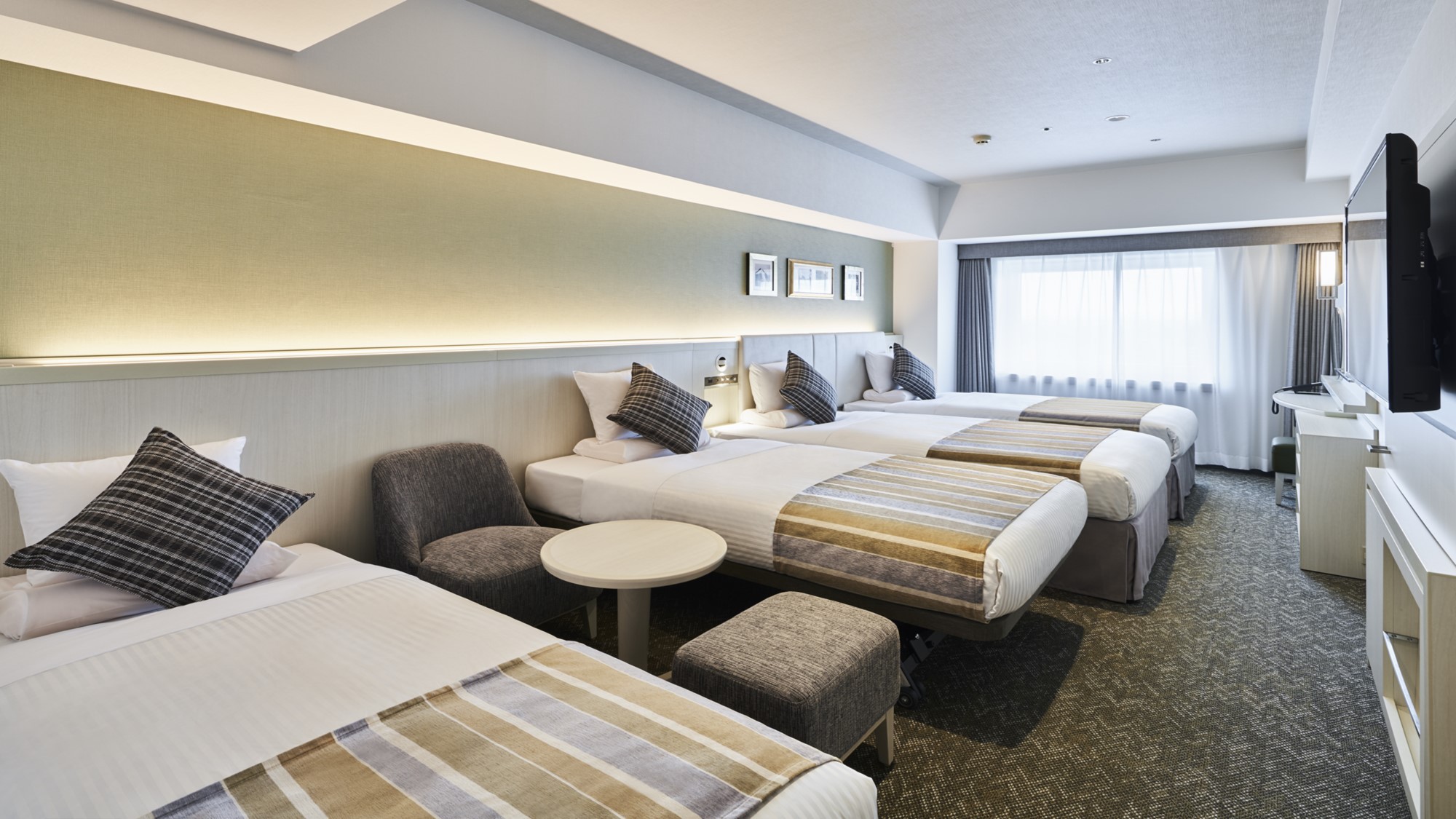 【禁煙／22階以上】ファミリーコンフォート4ベッド<27㎡>