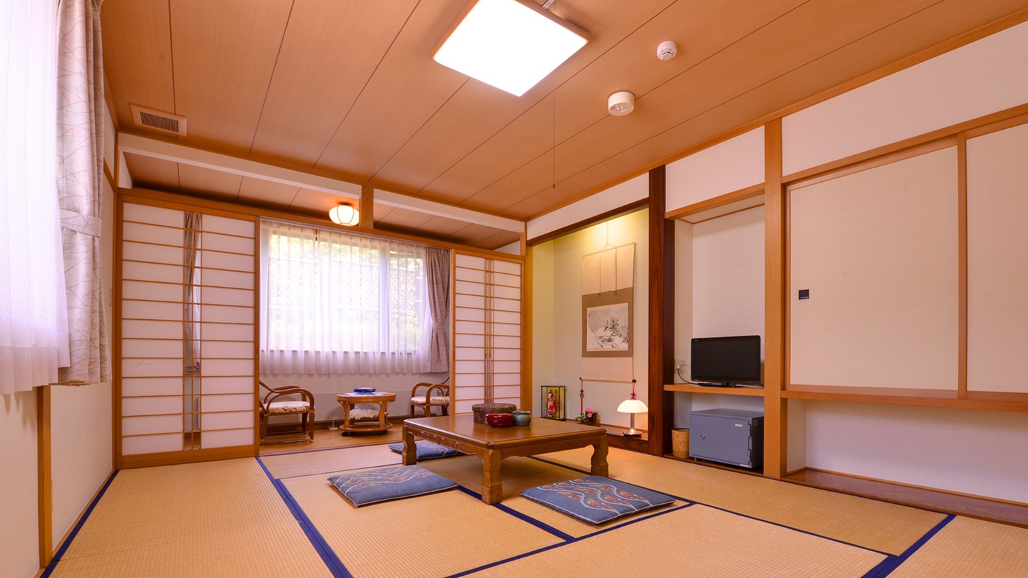 Ogama Onsen Ogama Onsen is a popular choice amongst travelers in Semboku, whether exploring or just passing through. The property offers guests a range of services and amenities designed to provide comfort and co