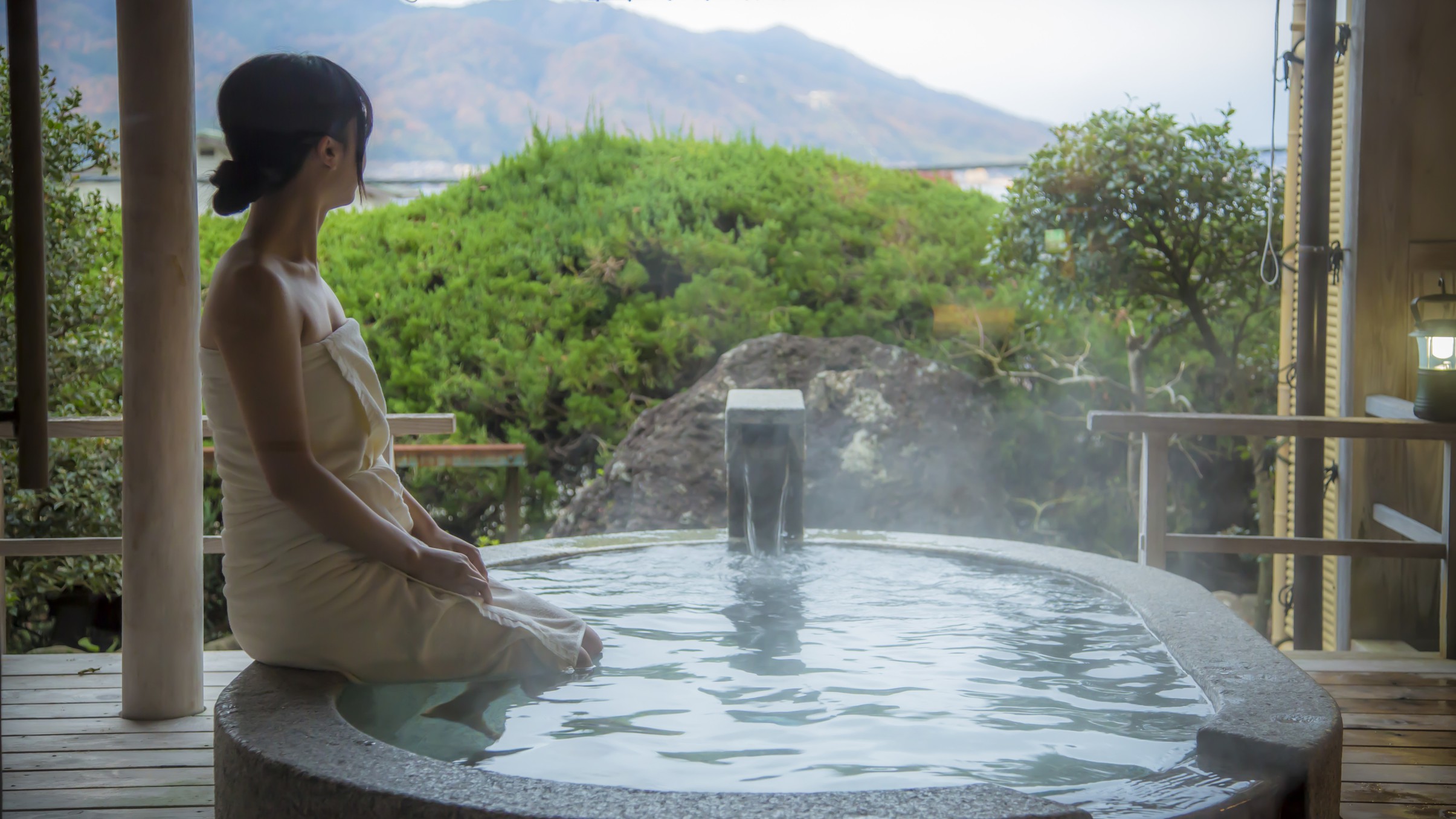 【露天風呂付・和室】客室の「天橋立温泉」にゆったりと浸かる贅沢な休日。