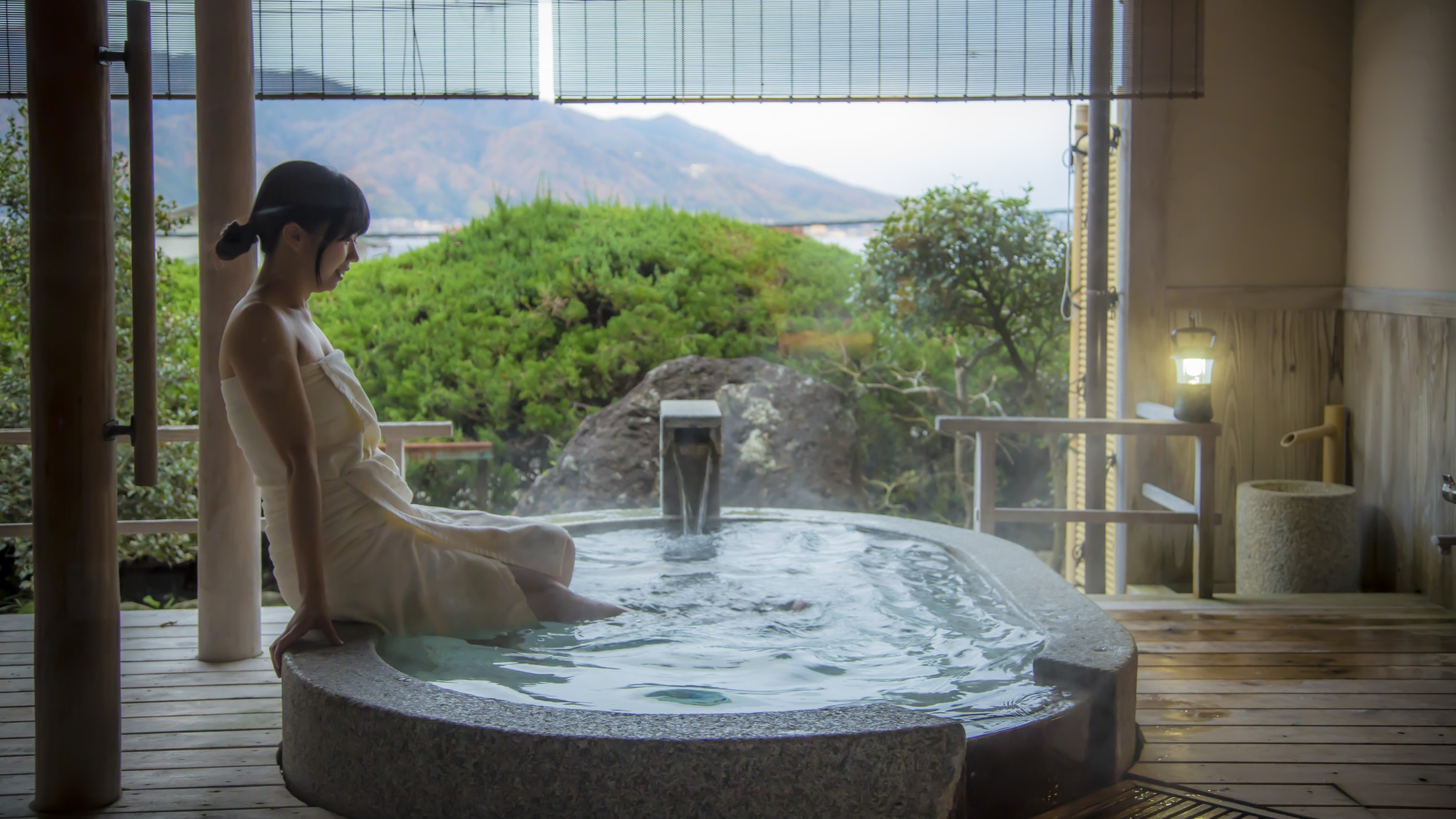 【露天風呂付・和室】客室の「天橋立温泉」にゆったりと浸かる贅沢な休日。