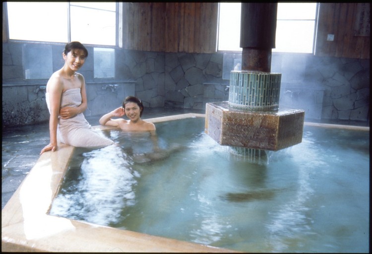 「第2郷の湯車で3分」