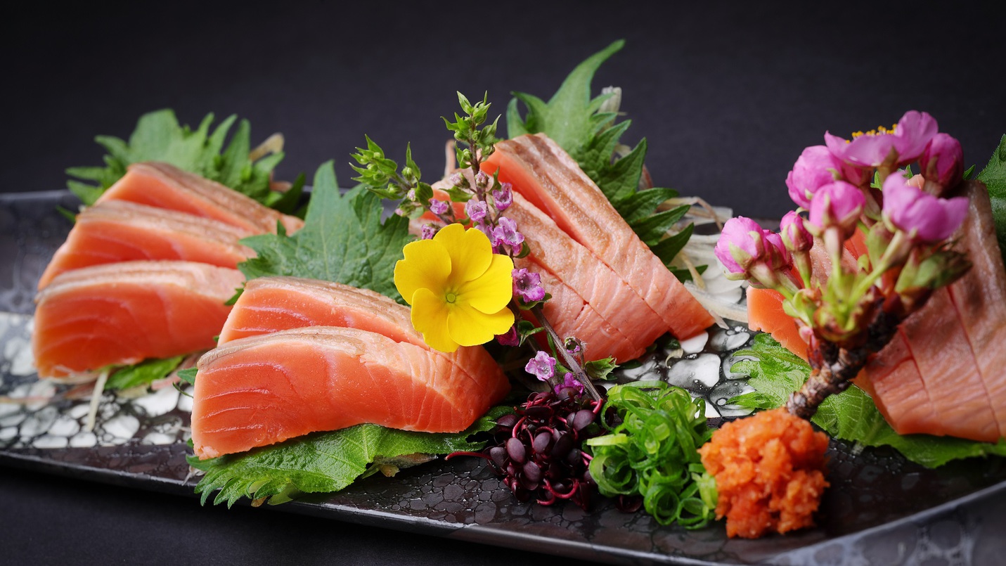 別注文料理：信州サーモン炙りたたき