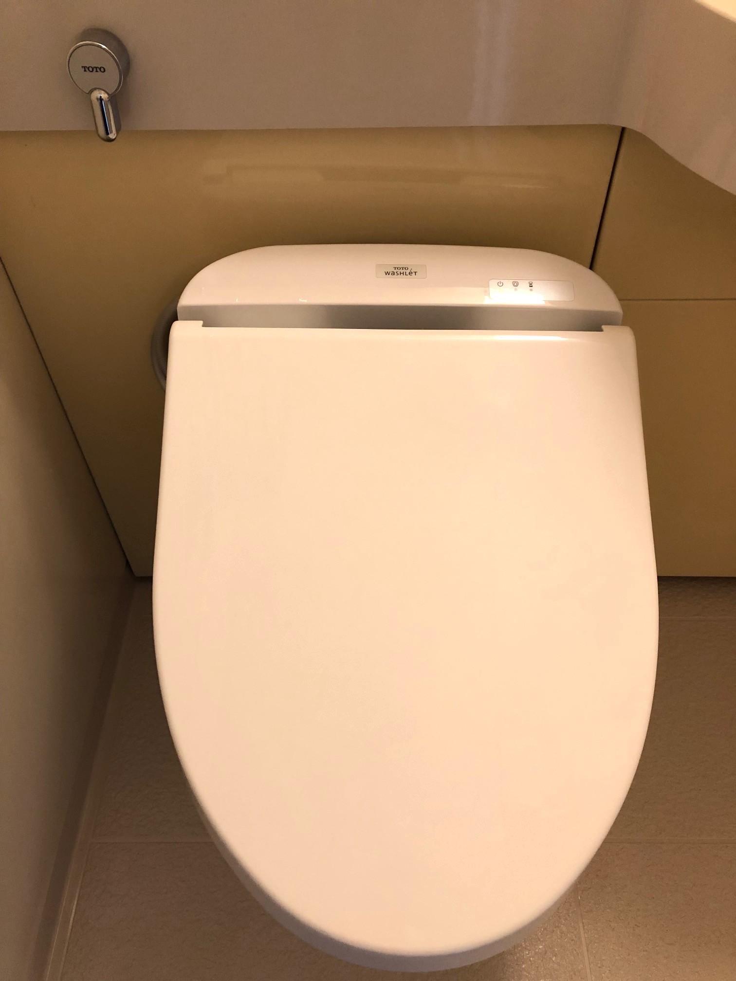 温座シャワートイレ