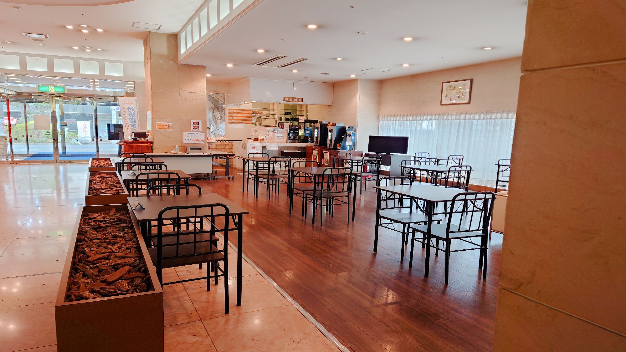 Ota Now Resort Hotel Ideally located in the Ota area, Ota Now Resort Hotel promises a relaxing and wonderful visit. Featuring a satisfying list of amenities, guests will find their stay at the property a comfortable one. 