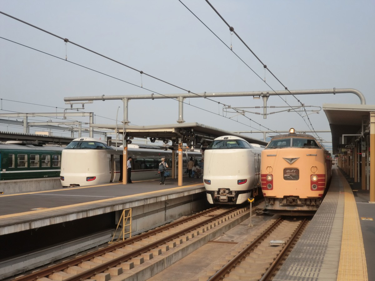 福知山駅特急電車