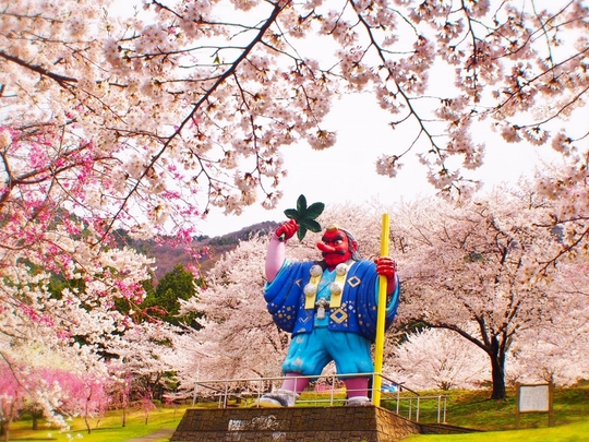 戸倉宿キティパーク天狗春桜の名所（車５分）