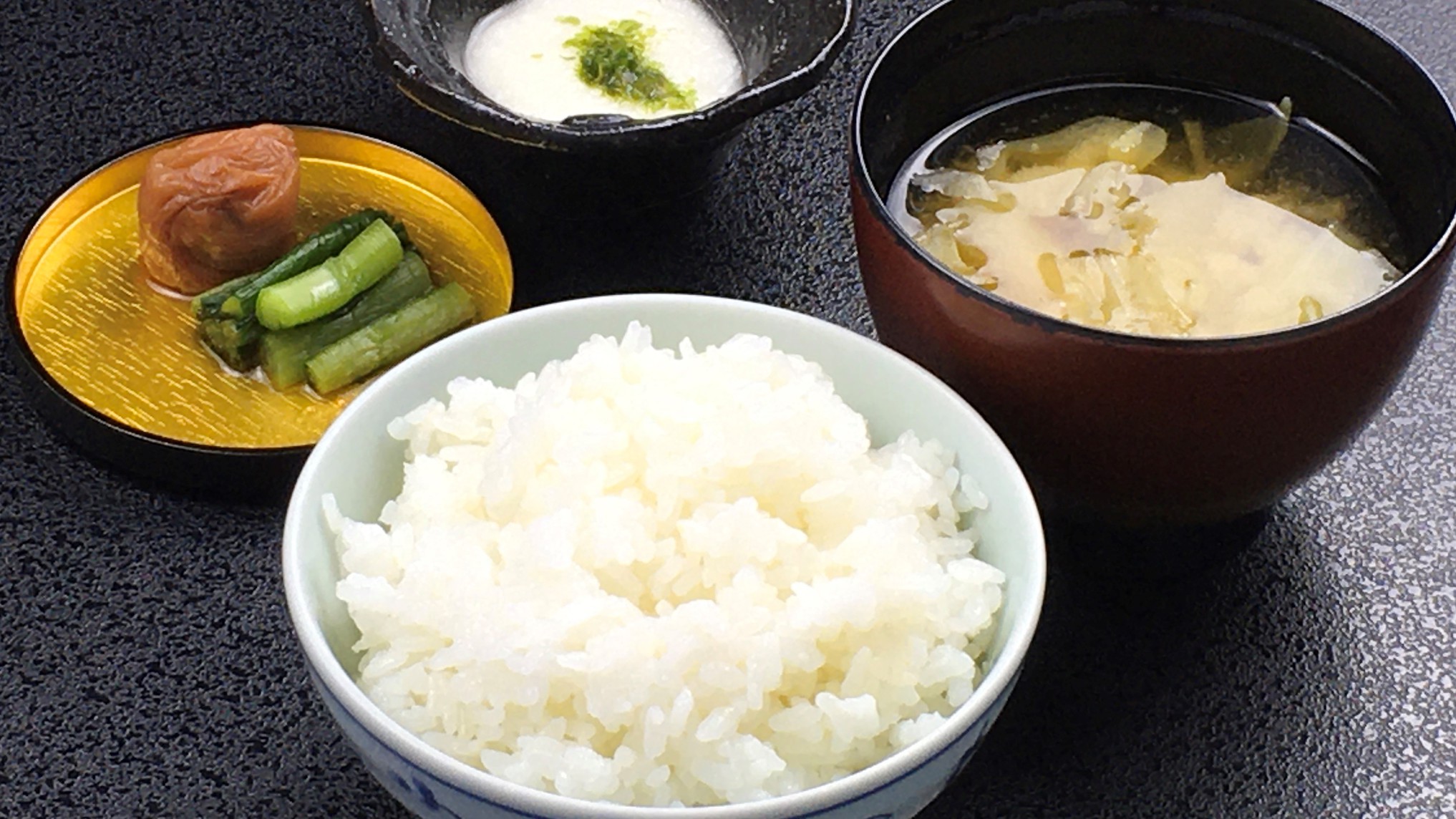 朝食：木島平産コシヒカリ