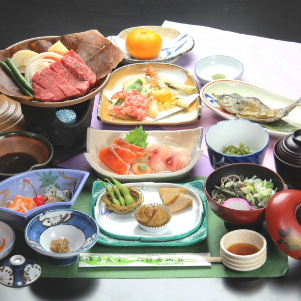 Okuhida Onsengo Shinhirayu Onsen Miyamaso Main Image Okuhida Onsengo Shinhirayu Onsen Miyamaso, Takayama