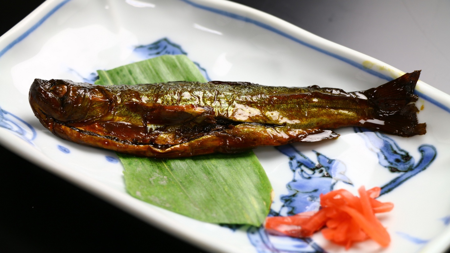 《朝食一例》川魚のつくだ煮：素朴な山里の味