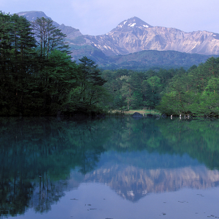 磐梯山と五色沼（車で90分程）