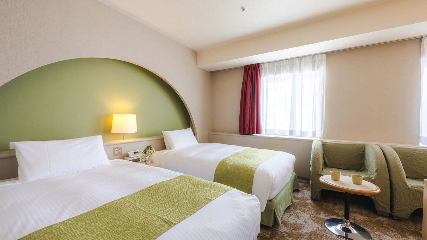 デラックスツインルーム（1）一例広さ33.0平米／ベッド幅120cm