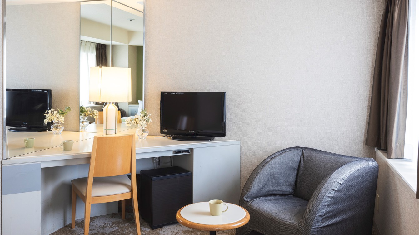 デラックスダブルルーム（一例）広さ20.0平米／ベッド幅140cm