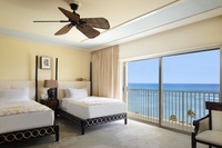 【毎朝食ビュッフェ付】ポイント5％！リゾート料金無し！ビーチフロントレストランで優雅な朝食を！