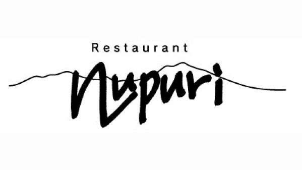 1階レストラン北の味覚を堪能する、狩人焼と蝦夷鍋料理。Nupri「ヌプリ」