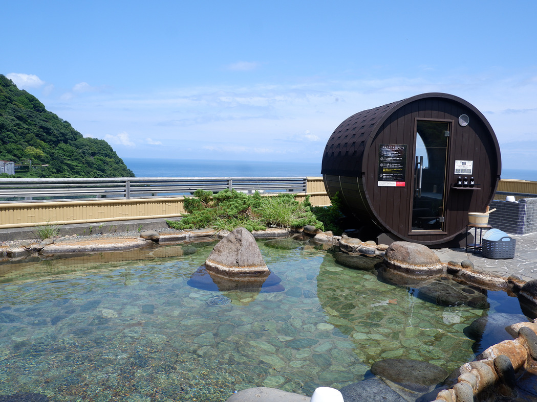 ［展望露天風呂］当館自慢の展望露天風呂からの景色は絶景。