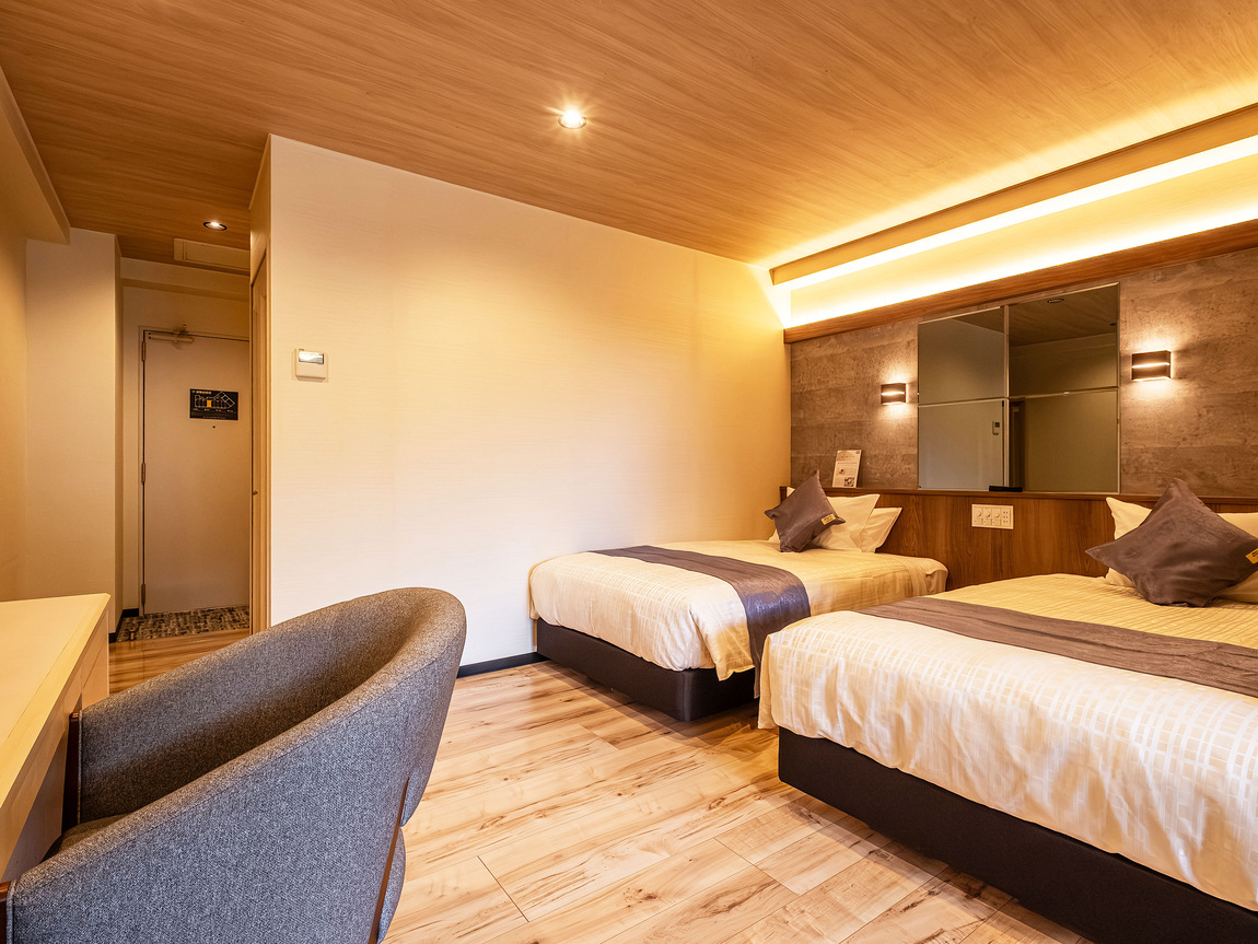 【洋モダン和洋室】40平米＋テラス6平米信楽焼露天風呂