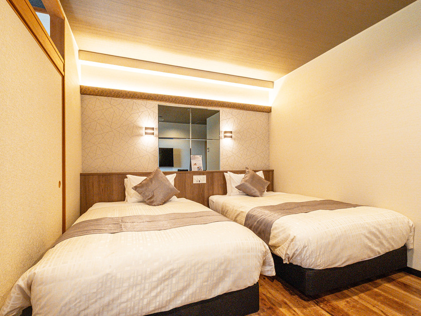 【和モダン和洋室】40平米＋テラス6平米信楽焼露天風呂