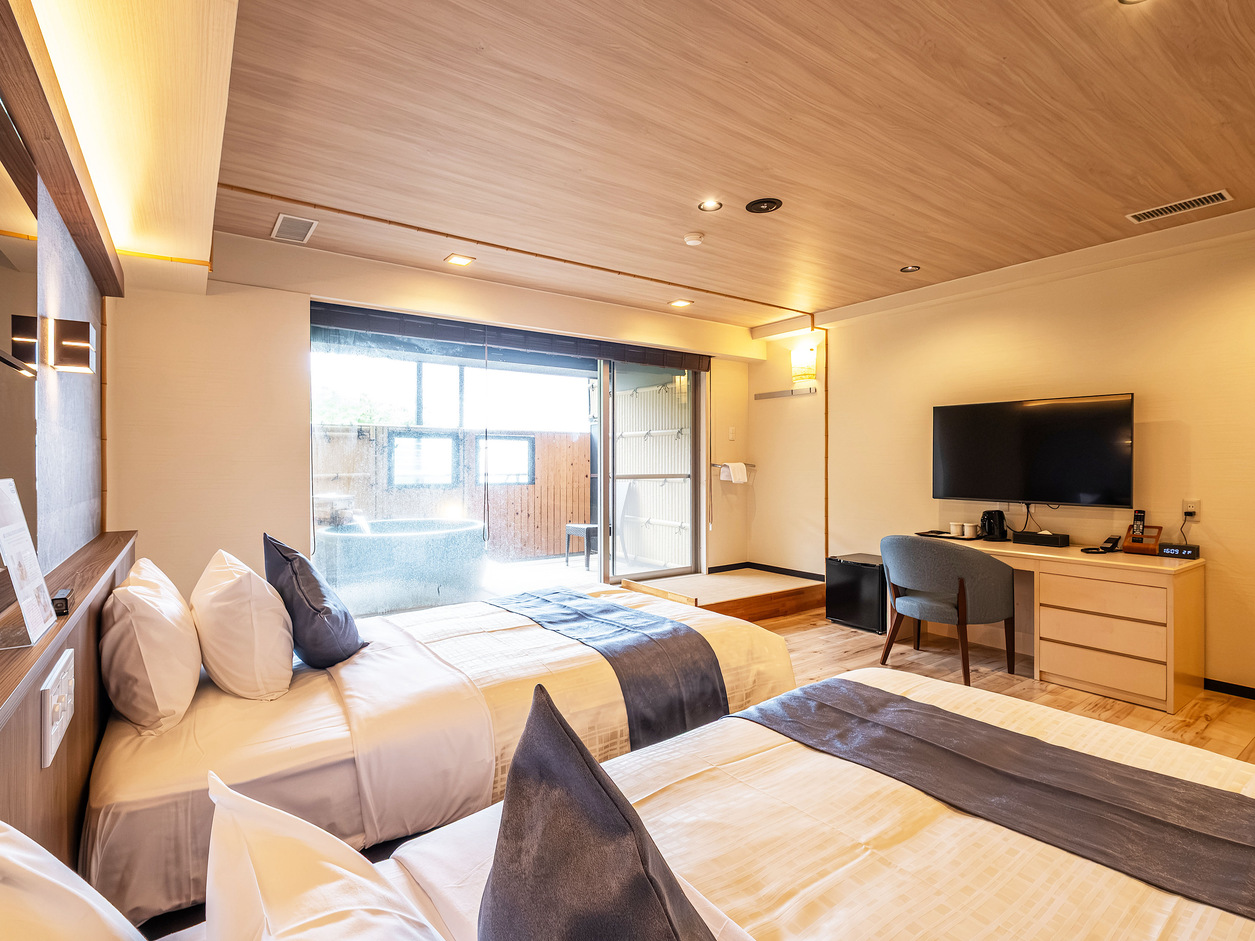 【洋モダン洋室】40平米＋テラス11平米信楽焼露天風呂