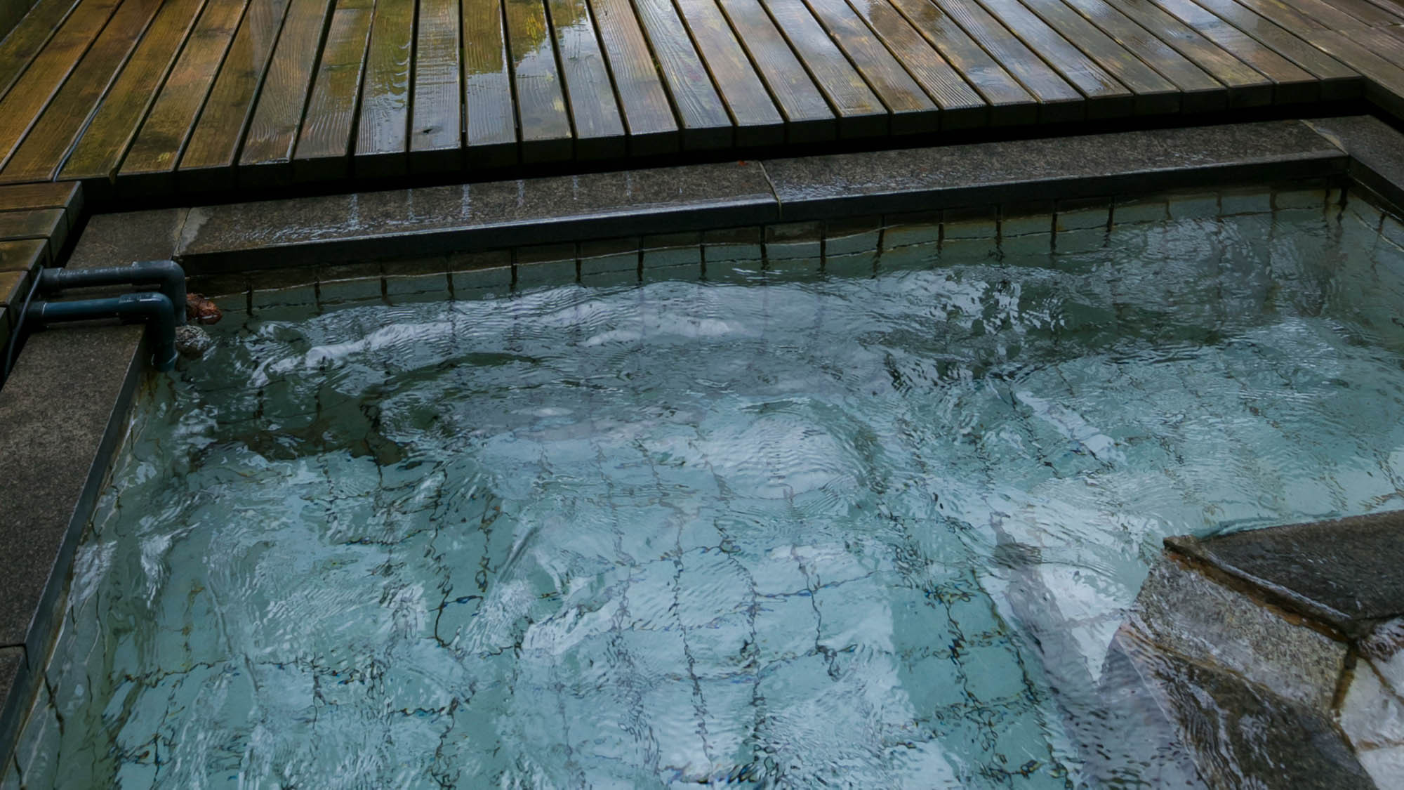 ・楓の荘：お部屋の露天風呂ももちろん100％天然温泉