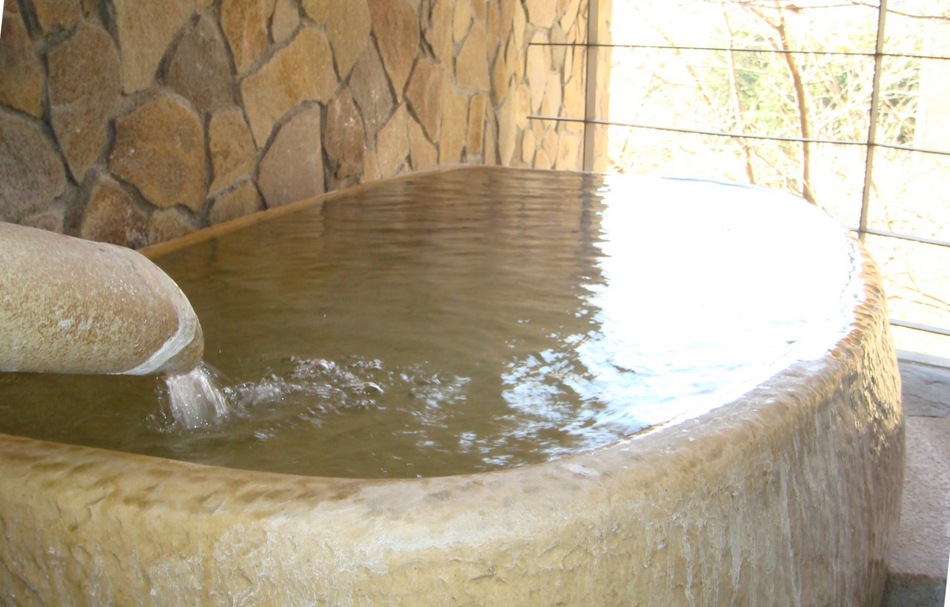 貸切風呂「こぶし之湯」露天