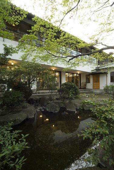 美しい日本庭園に囲まれた癒しの郷GI