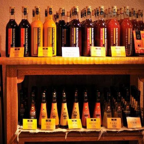 【売店】地元山形の名産品もこちらでお求めいただけます。ご宿泊の際にはぜひ。