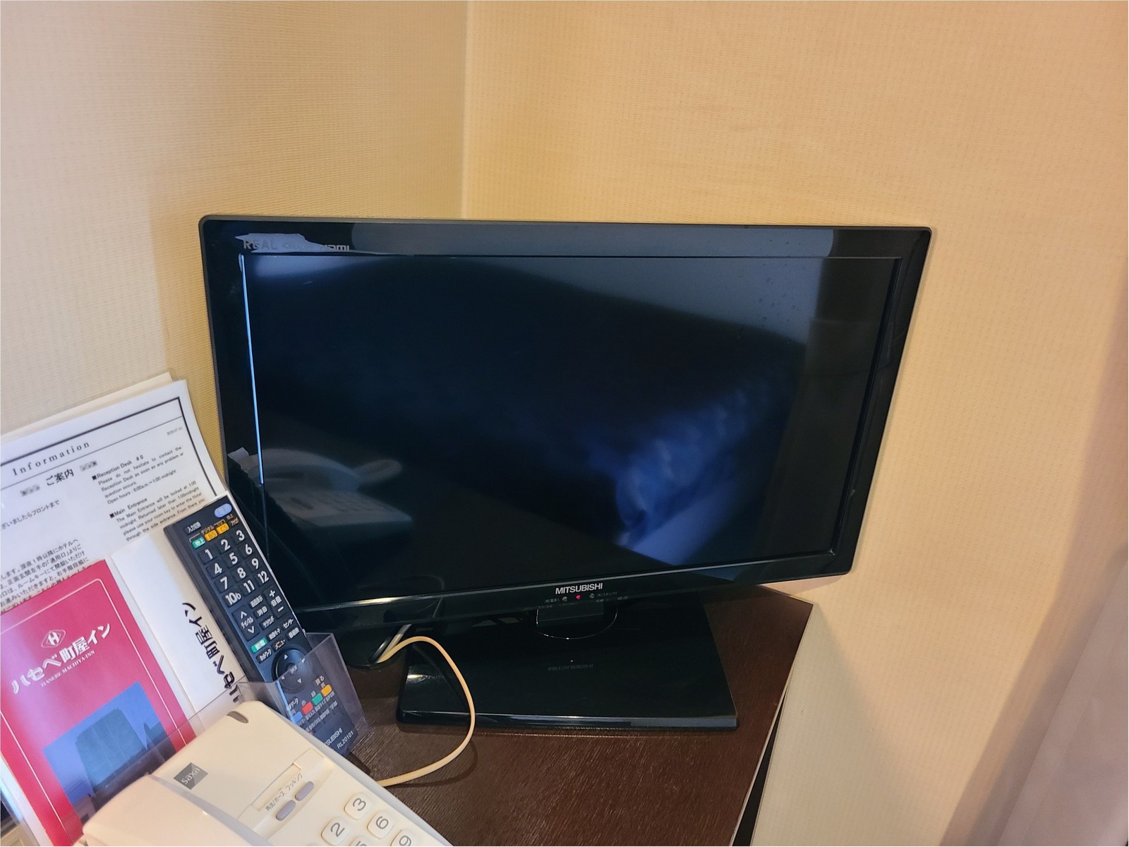 全室24型TV