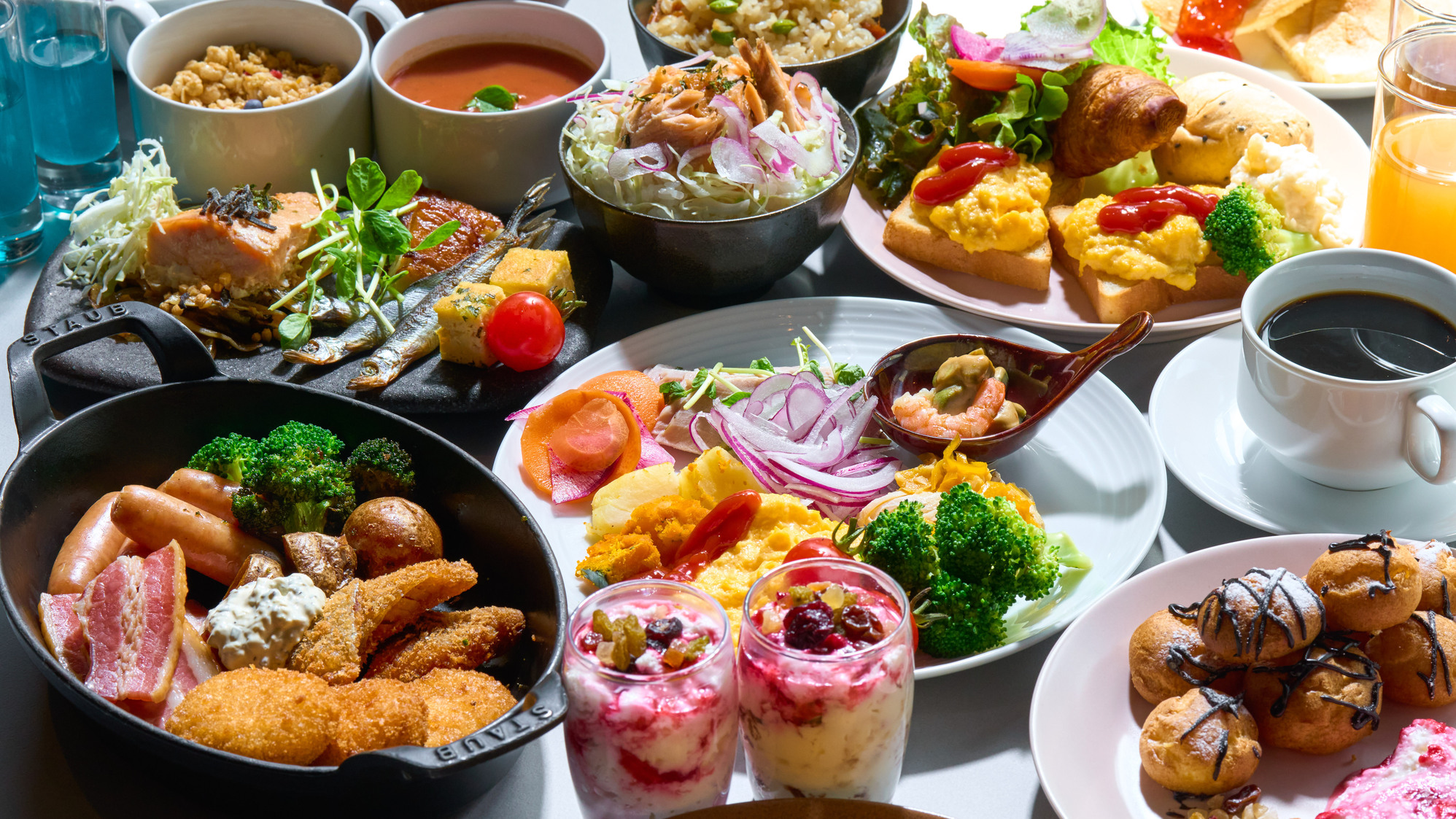 【ふたり旅におすすめ】春だけ特別プラン！高層階ダブル＜ラウンジサービス付き＞/朝食付[C21]