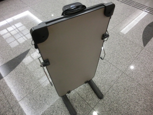 無料ズボンプレッサー