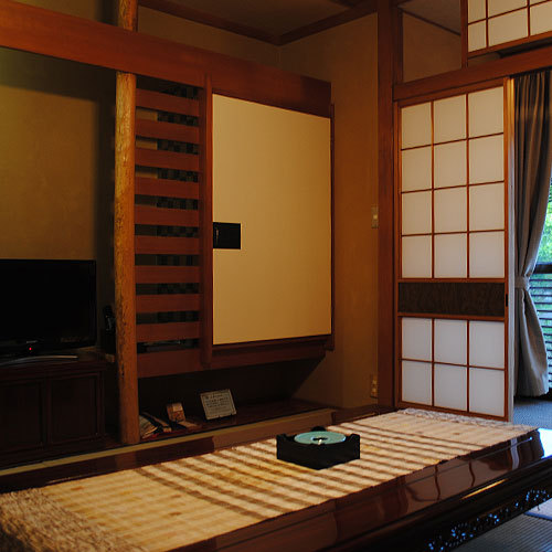 本館専用 【ゆり】和室8畳