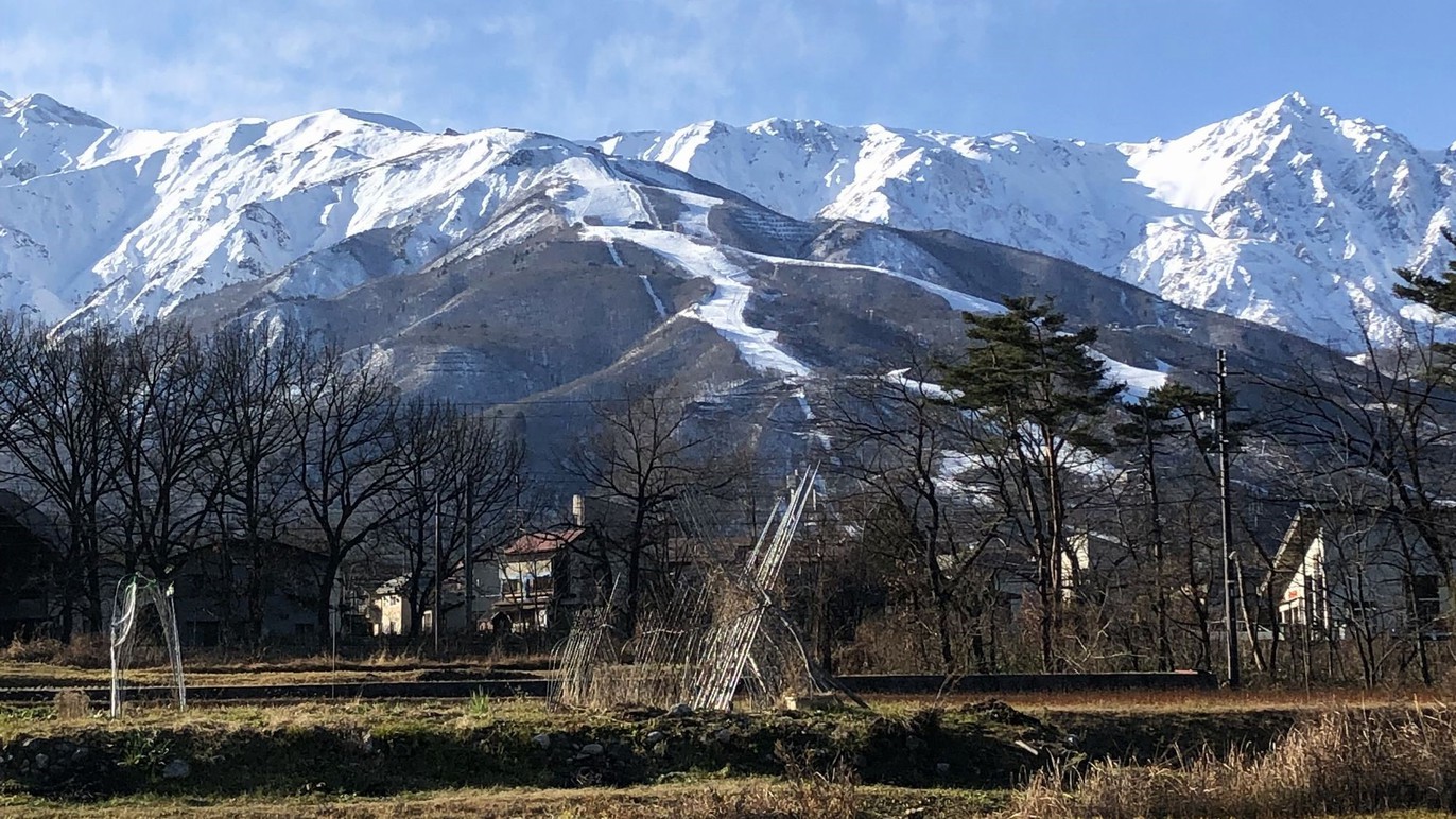 冬の北アルプスの絶景