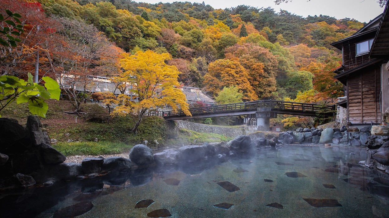 「大沢の湯」秋の頃