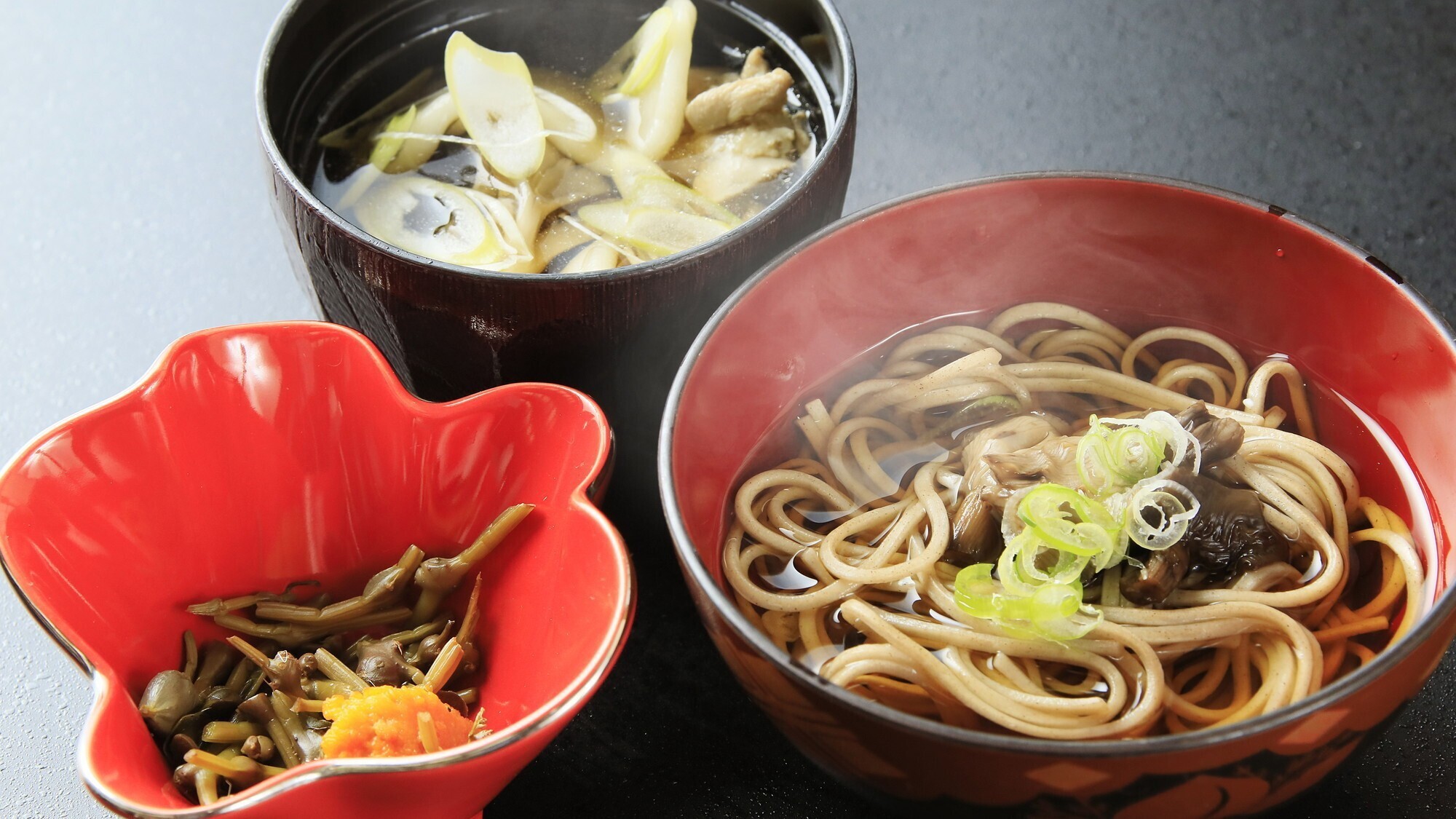 【ご夕食】地元の食材をふんだんに使用した囲炉裏バイキング※イメージ
