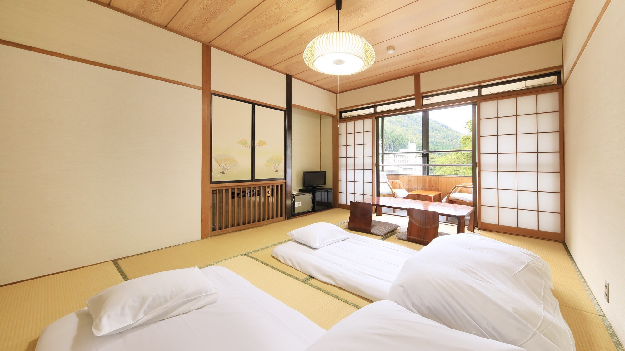 【山側10畳】当館スタンダードの和室（禁煙・シャワー付）