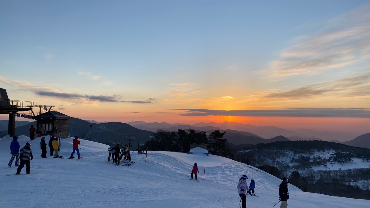 峰山高原リゾートホワイトピークサンライズ営業