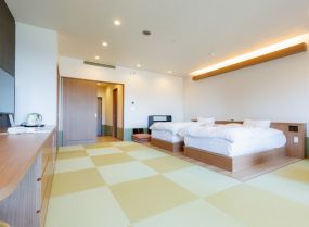 room-003