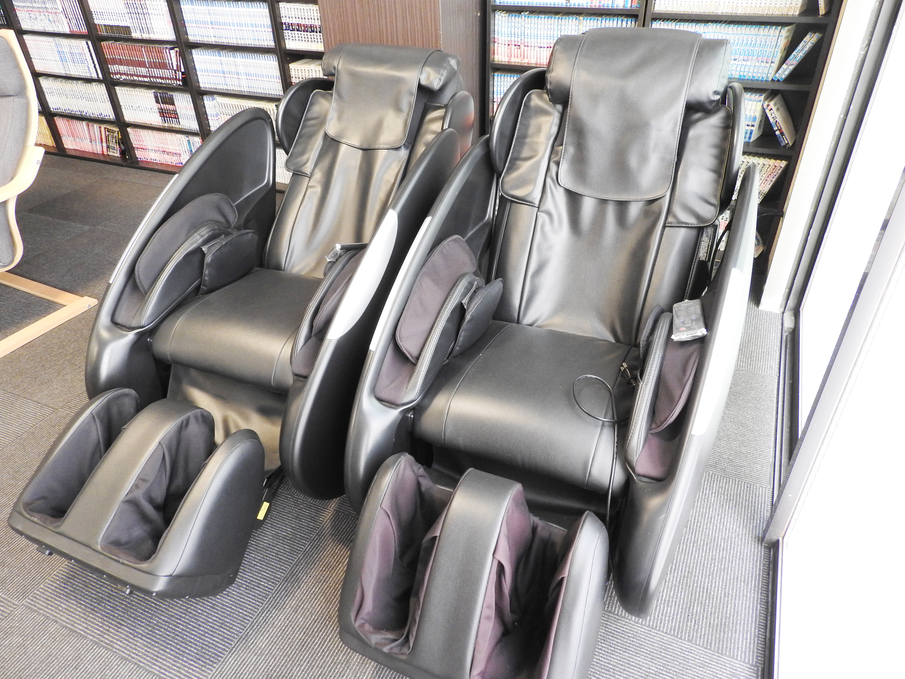 6F 無料マッサージチェア