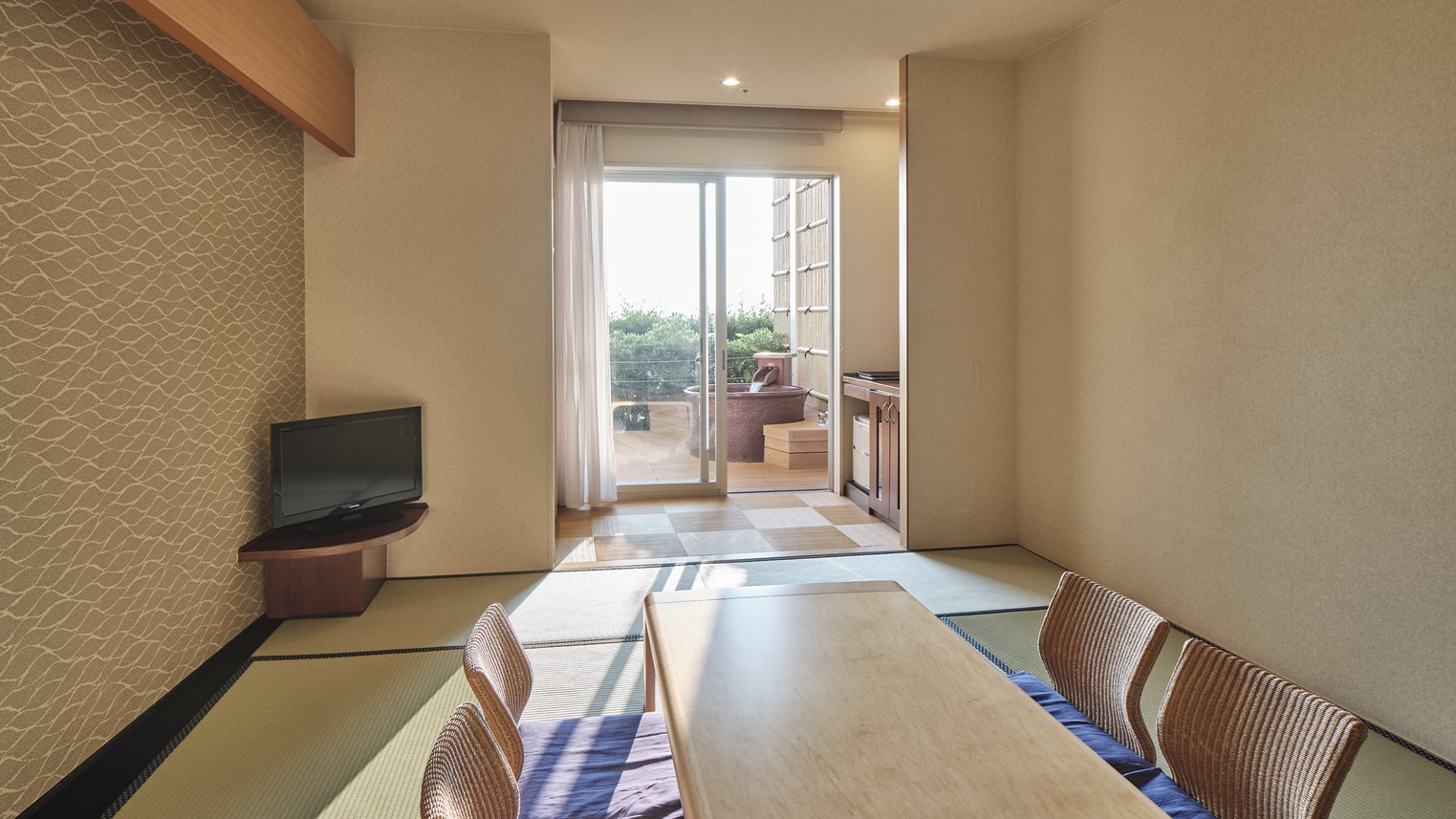 本館：和室露天