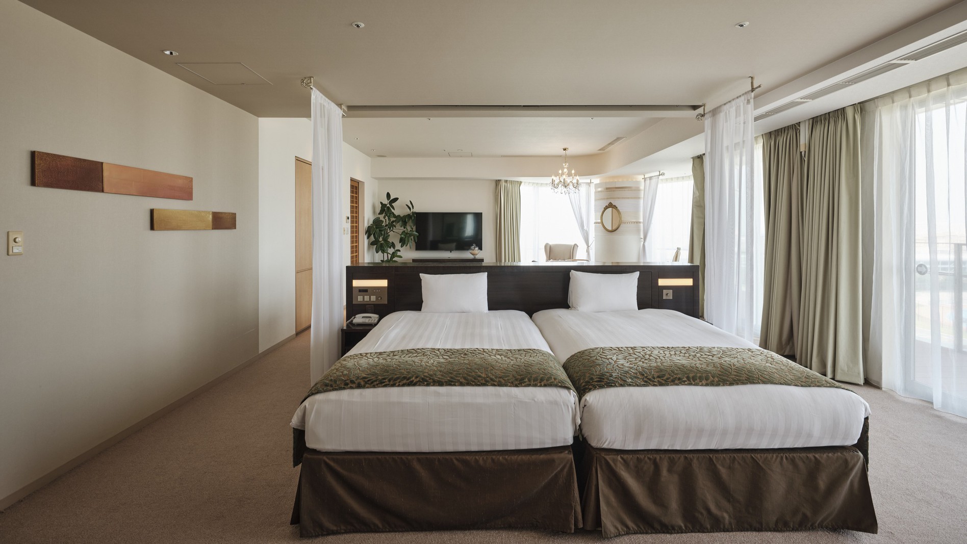 新館：プレミアビュースイートルーム