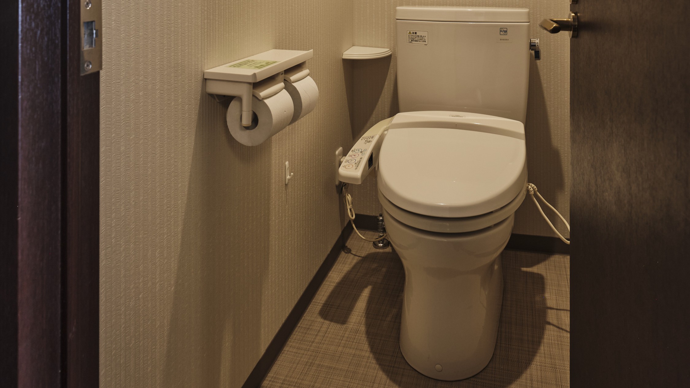 本館：コーナーツイン和室 トイレ