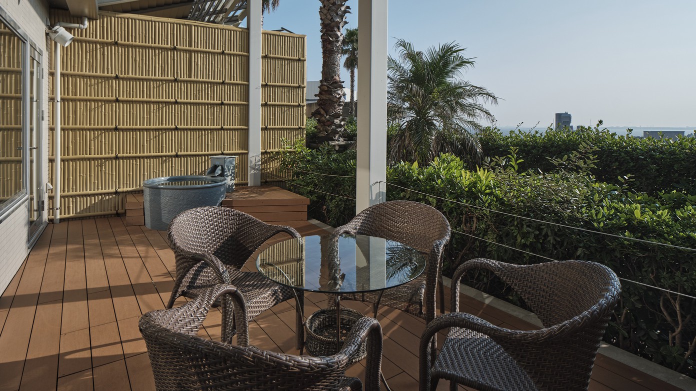 本館：ユーラシアスイートルーム バルコニー