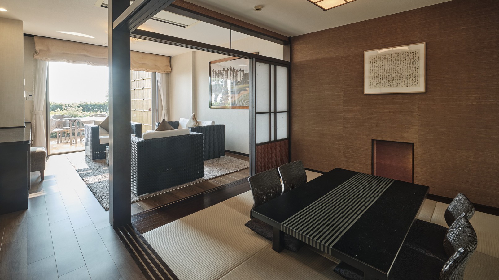 本館：ユーラシアスイートルーム