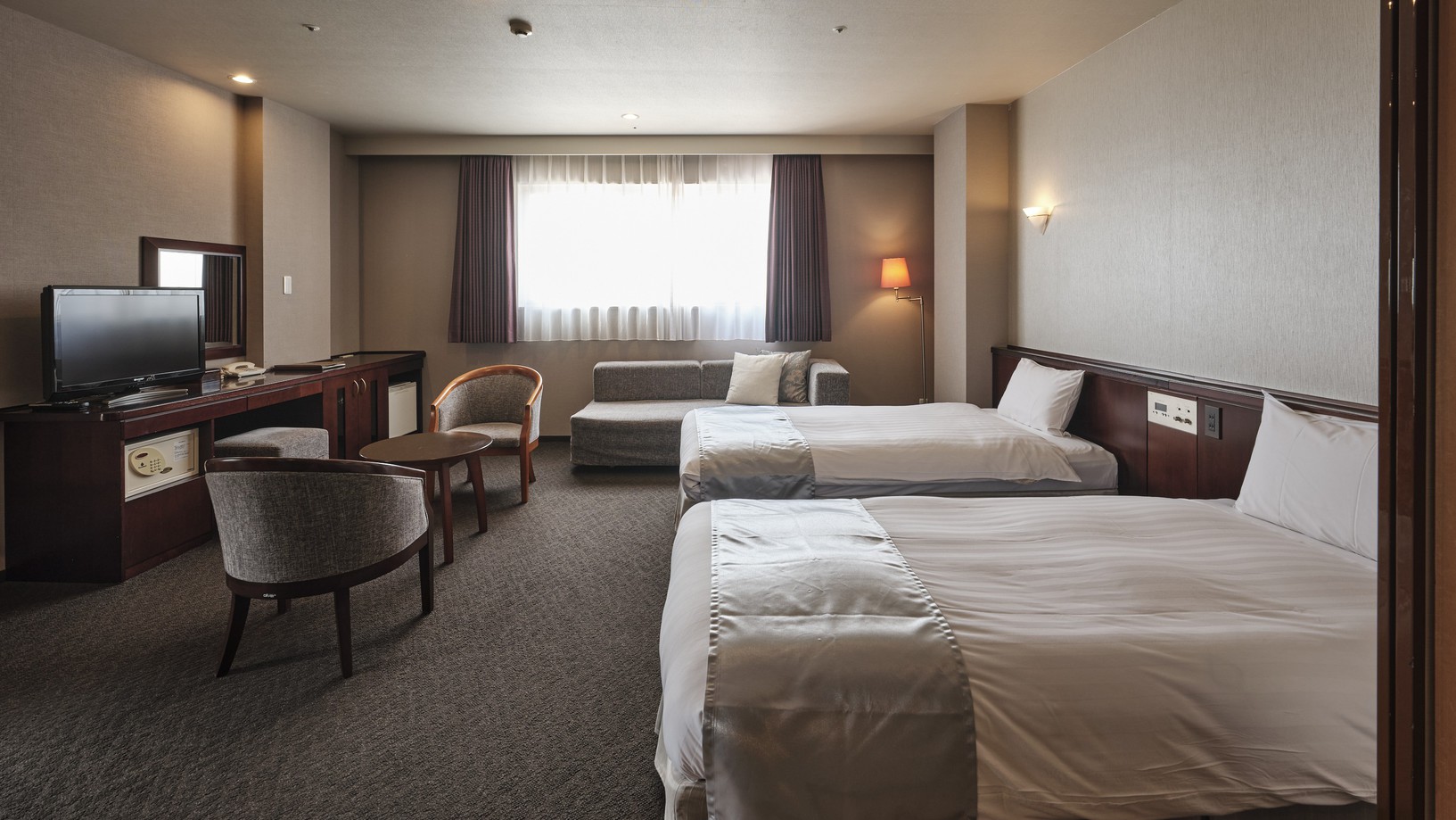 本館：コーナーツイン和室