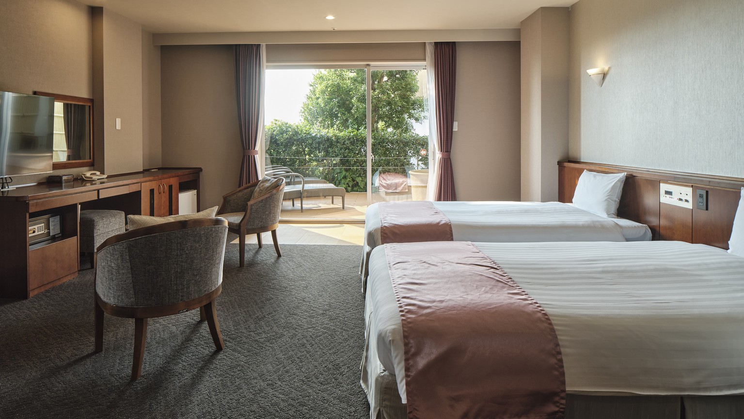 本館：コーナーツイン和室露天