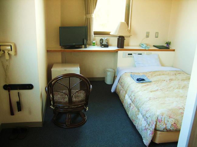 Business Hotel New Sky Route Business Hotel New Sky Route is a popular choice amongst travelers in Naruto, whether exploring or just passing through. Both business travelers and tourists can enjoy the propertys facilities and se