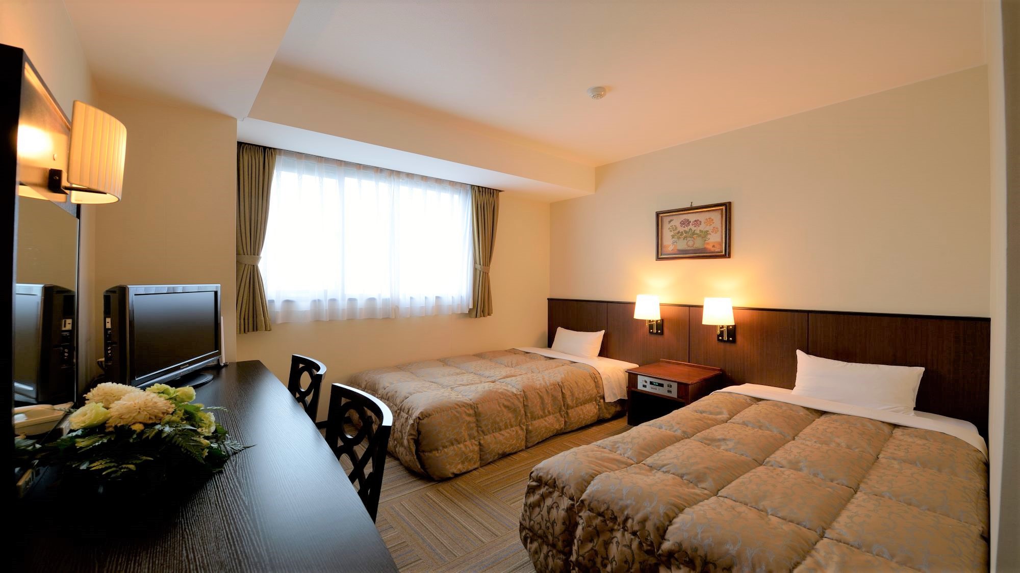 Hotel Gen Hamamatsu Inter Hotel Gen Hamamatsu Inter is a popular choice amongst travelers in Hamamatsu, whether exploring or just passing through. The property offers guests a range of services and amenities designed to provid