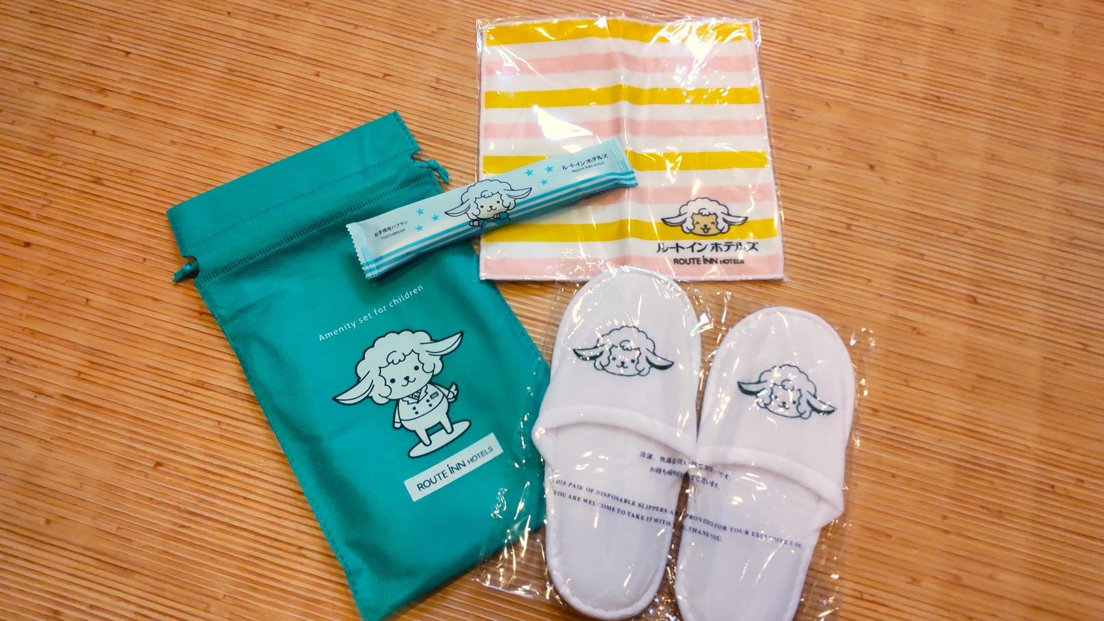 お子様用アメニティフロントでお配りしております♪